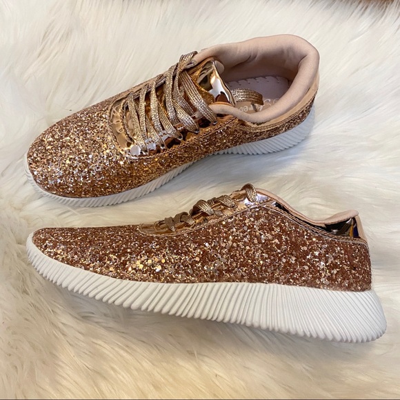 Shoes - BOUTIQUE NWOT Rose Gold Glitter Sneaker Shoes 7.5